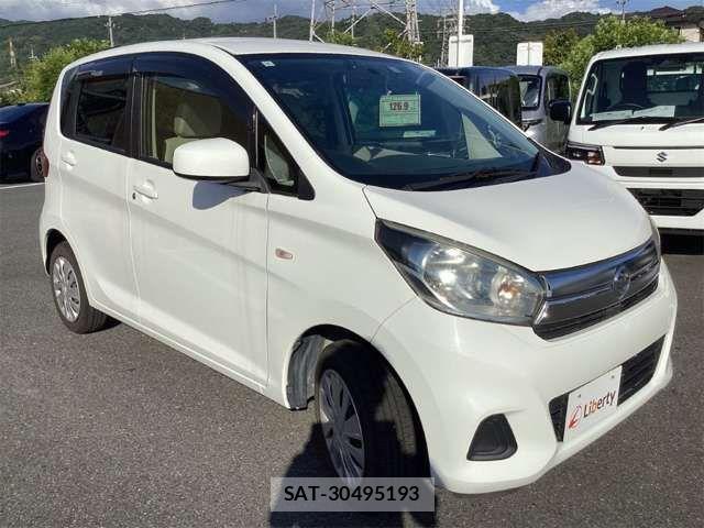 Nissan DAYZ 2017-07 8626438-9