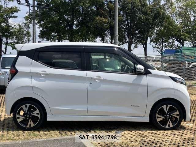 Nissan DAYZ 2021-11 8626411-16