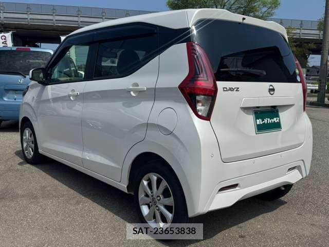 Nissan DAYZ 2021-04 8626419-11