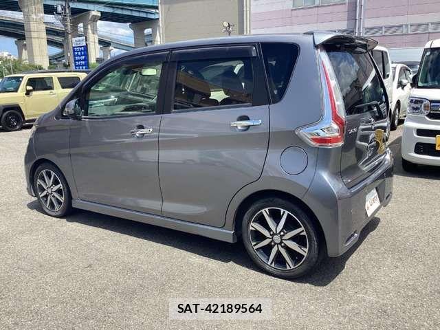 Nissan DAYZ 2018-10 8626427-15