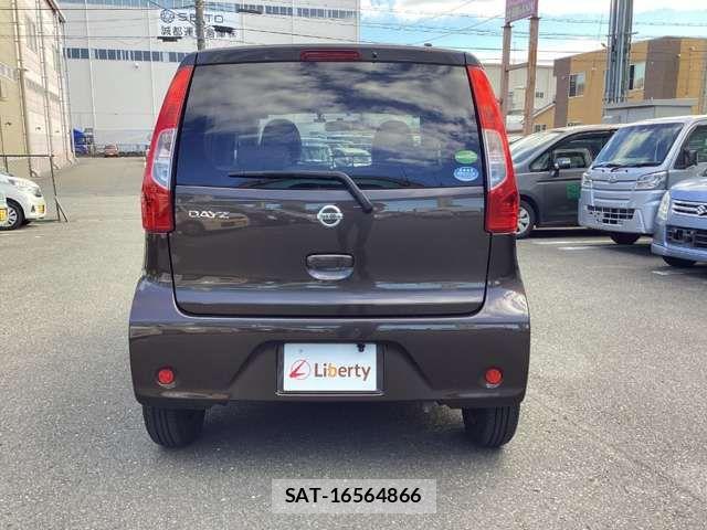 Nissan DAYZ 2018-10 8626435-14