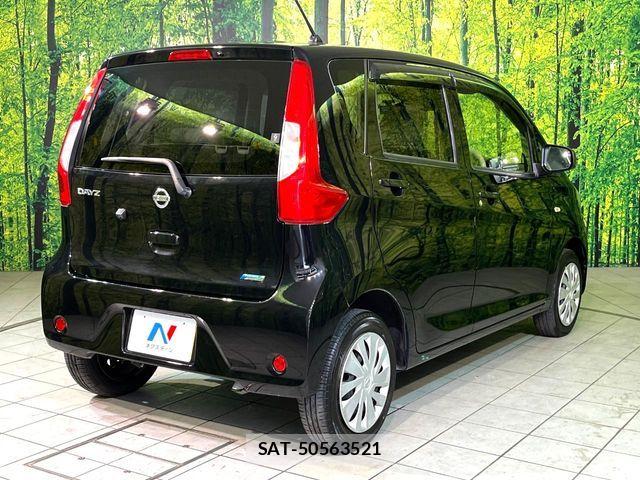 Nissan DAYZ 2015-12 8626441-16