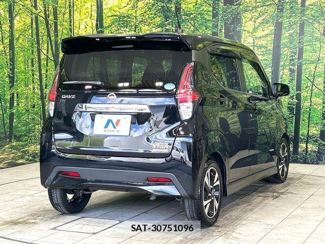 Nissan DAYZ 2019-12 8626414-16