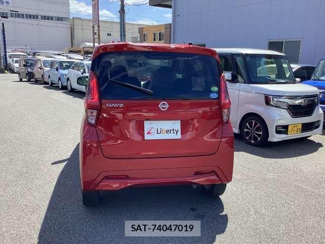 Nissan DAYZ 2019-05 8626430-14