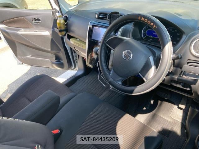 Nissan DAYZ 2013-10 8626450-9