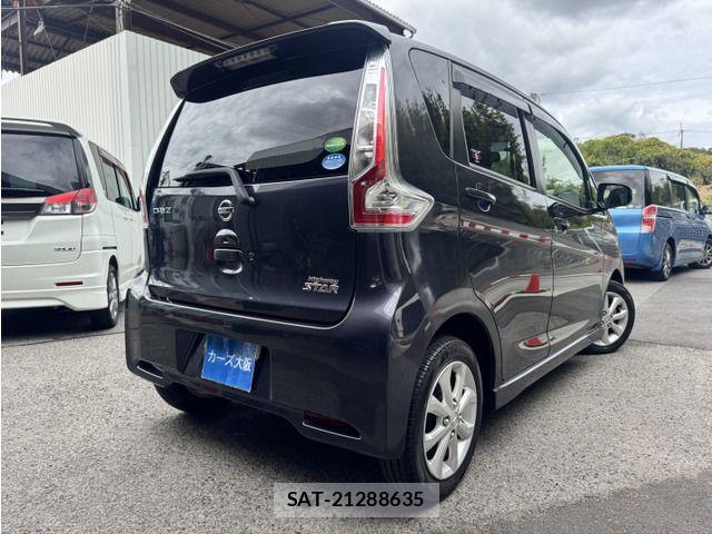 Nissan DAYZ 2018-02 8658705-3