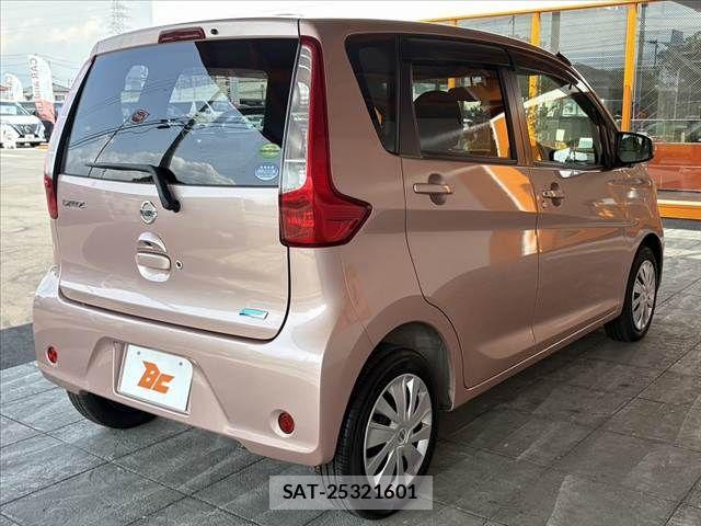 Nissan DAYZ 2014-02 8666050-14