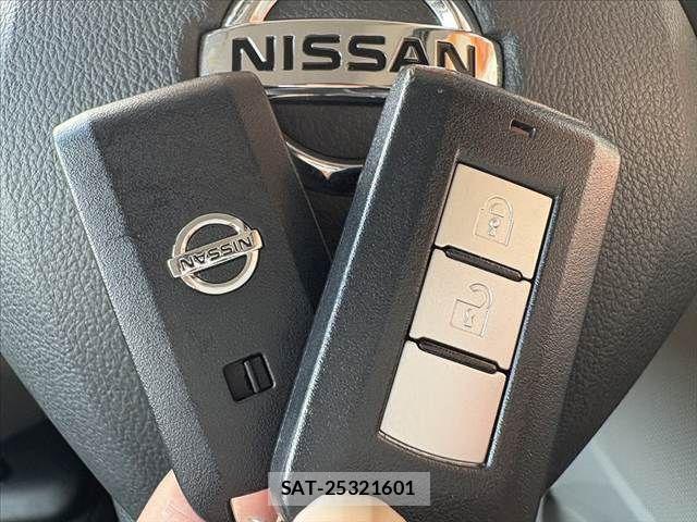 Nissan DAYZ 2014-02 8666050-21