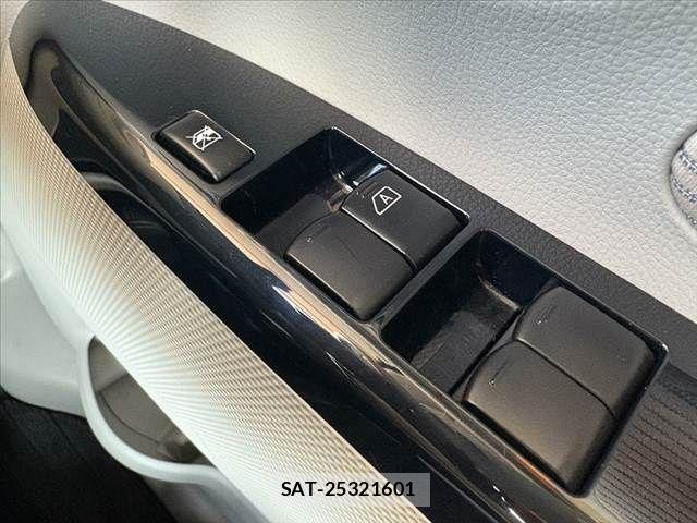 Nissan DAYZ 2014-02 8666050-28