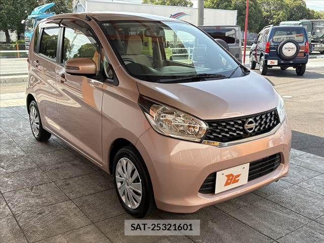 Nissan DAYZ 2014-02 8666050-7