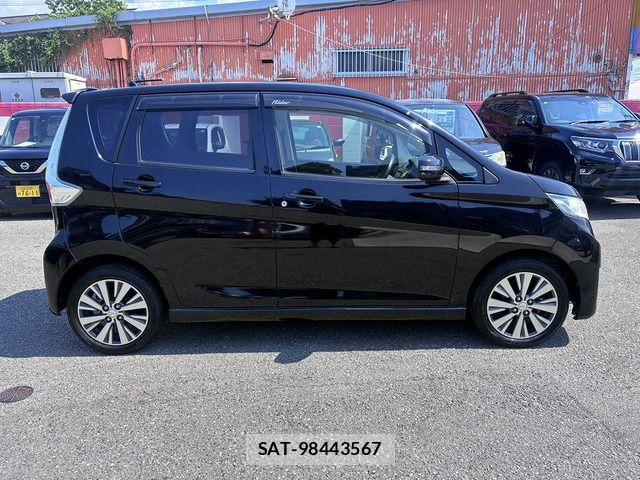 Nissan DAYZ 2013-06 8666048-5