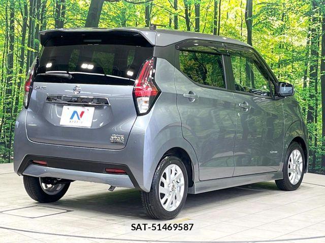 Nissan DAYZ 2022-05 8685412-16