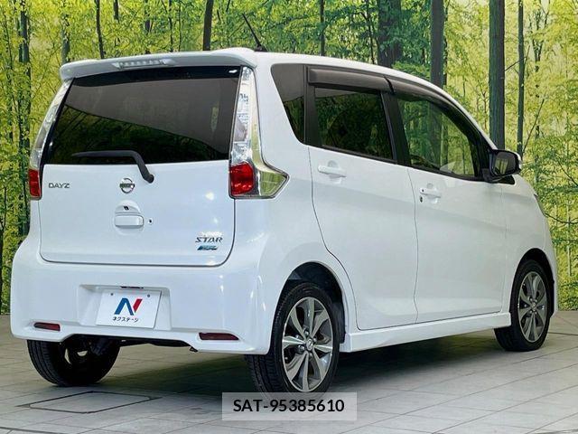 Nissan DAYZ 2015-09 8685434-16
