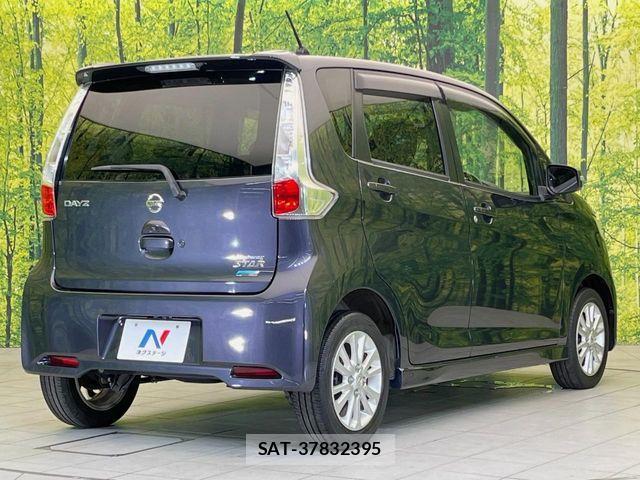 Nissan DAYZ 2013-11 8685439-16