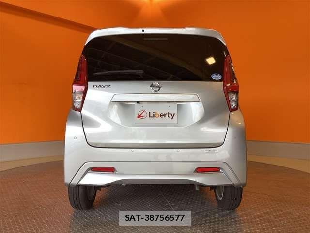 Nissan DAYZ 2021-10 8685417-17