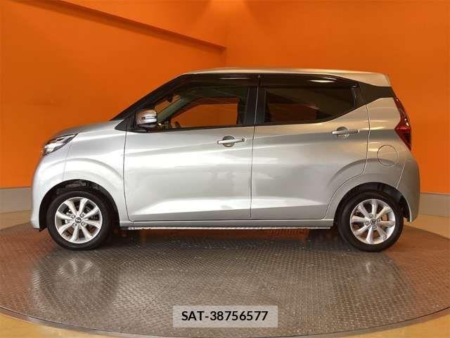 Nissan DAYZ 2021-10 8685417-19