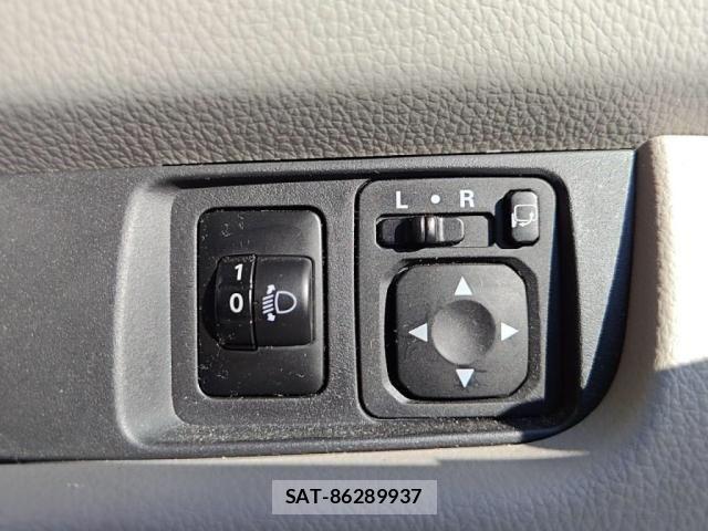 Nissan DAYZ 2014-02 8685432-13