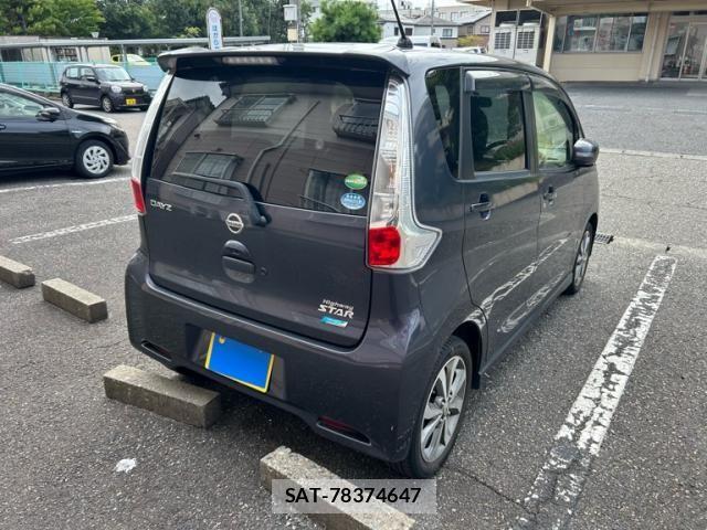 Nissan DAYZ 2013-11 8741649-3