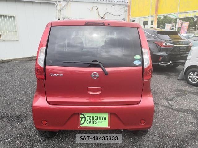 Nissan DAYZ 2018-02 8741622-24