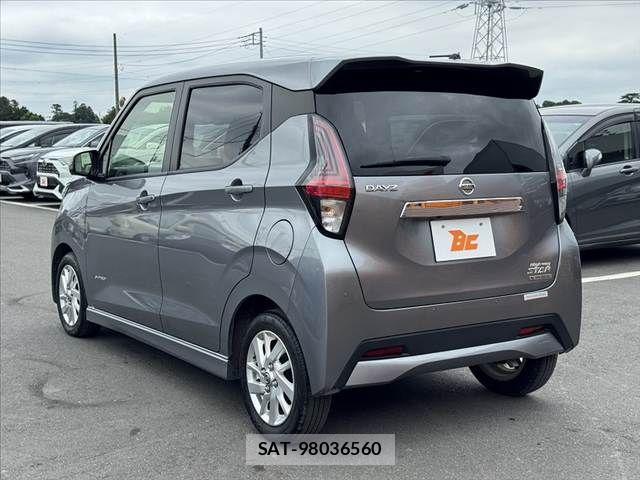 Nissan DAYZ 2022-09 8741604-12