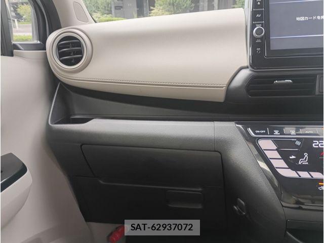 Nissan DAYZ 2021-10 8741615-16