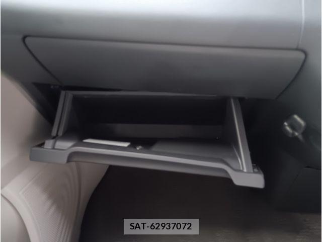Nissan DAYZ 2021-10 8741615-17