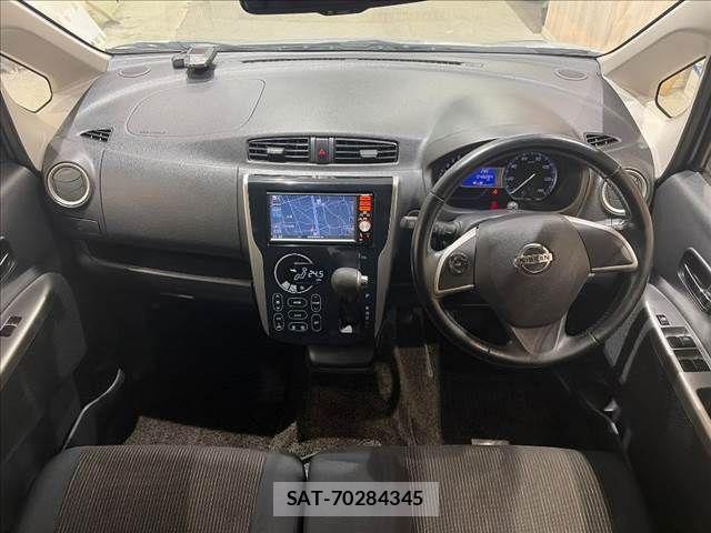 Nissan DAYZ 2014-06 8741630-2