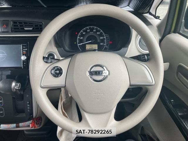 Nissan DAYZ 2015-10 8741641-12