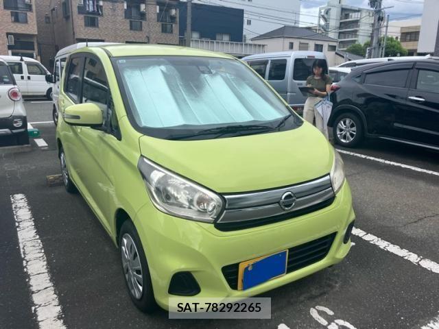 Nissan DAYZ 2015-10 8741641-1