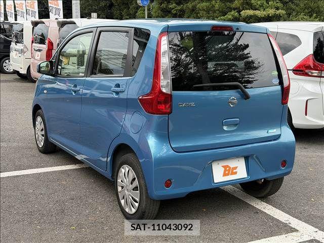 Nissan DAYZ 2013-06 8741635-7