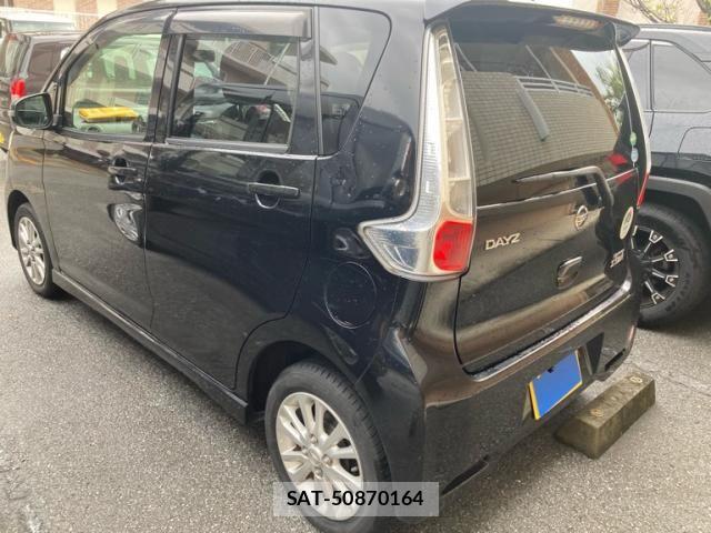 Nissan DAYZ 2013-10 8741647-2