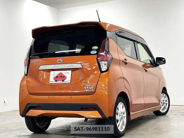 Nissan DAYZ 2019-04 8741602-2