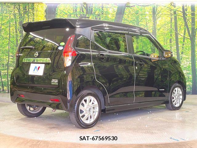 Nissan DAYZ 2020-09 8741613-15