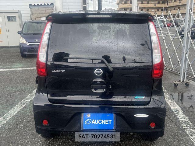 Nissan DAYZ 2014-03 8741636-5
