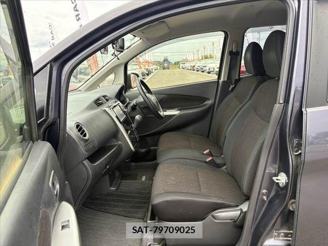 Nissan DAYZ 2014-07 8741631-15