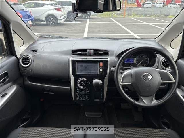 Nissan DAYZ 2014-07 8741631-1