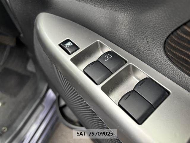Nissan DAYZ 2014-07 8741631-20