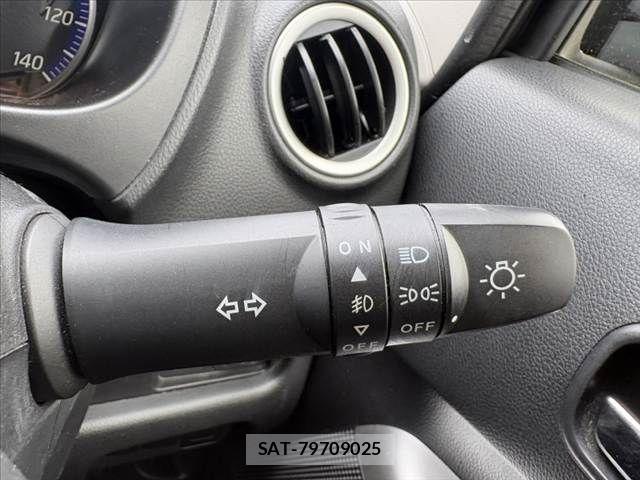 Nissan DAYZ 2014-07 8741631-26