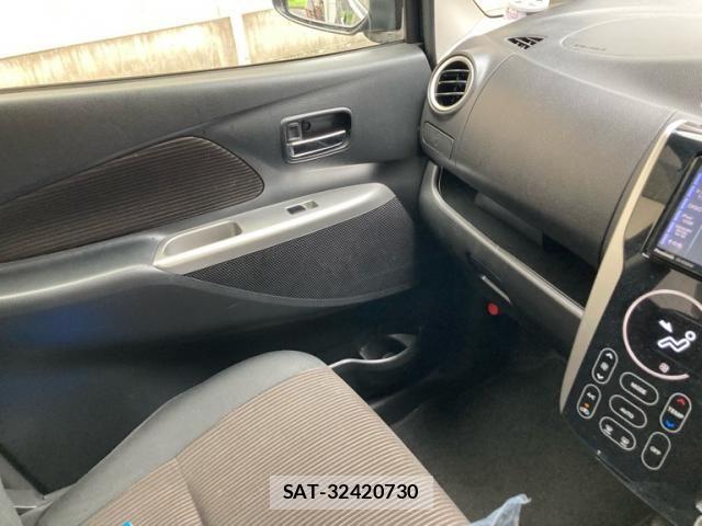 Nissan DAYZ 2013-12 8741642-22