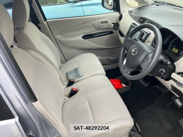 Nissan DAYZ 2014-02 8779981-6