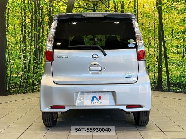 Nissan DAYZ 2013-10 8779978-14