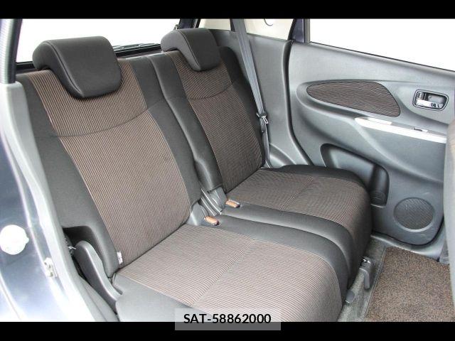 Nissan DAYZ 2015-07 8779969-11