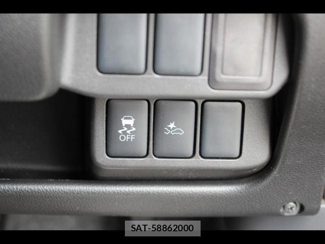 Nissan DAYZ 2015-07 8779969-21