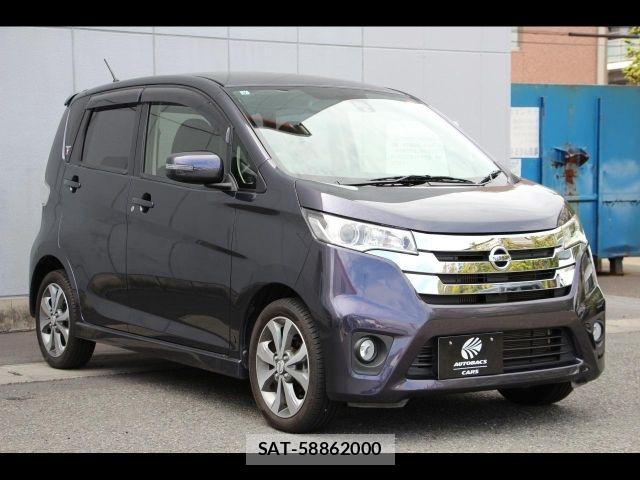 Nissan DAYZ 2015-07 8779969-6