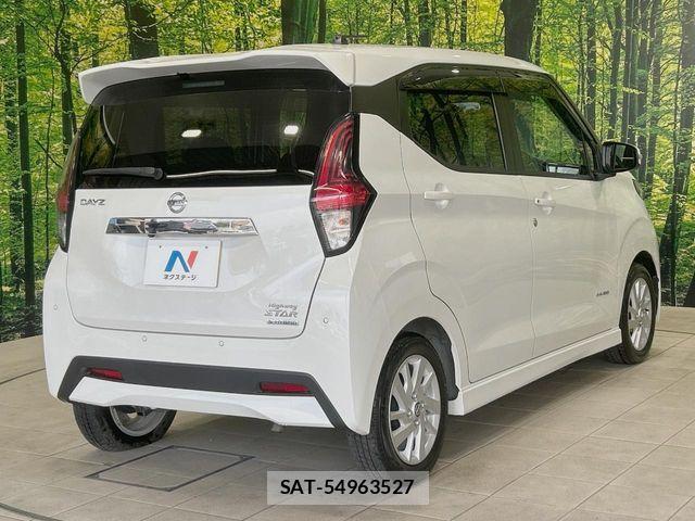 Nissan DAYZ 2021-12 8779963-16