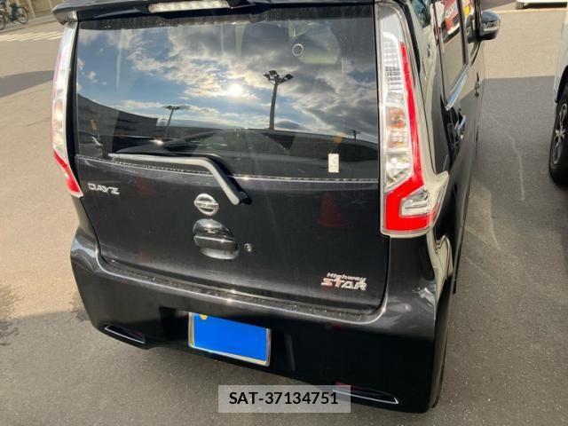 Nissan DAYZ 2016-01 8795747-5