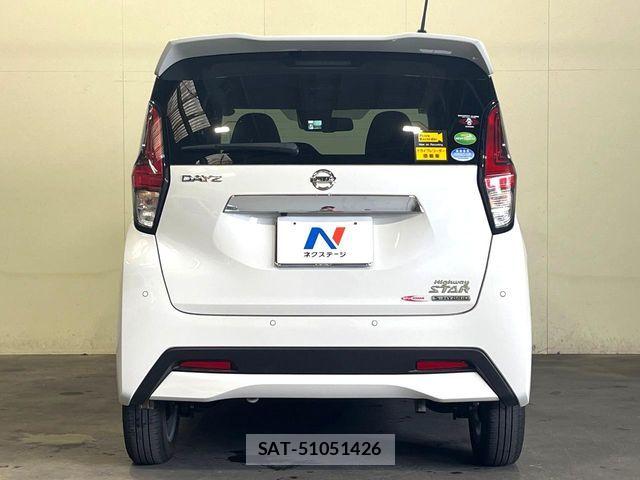 Nissan DAYZ 2020-05 8828610-15