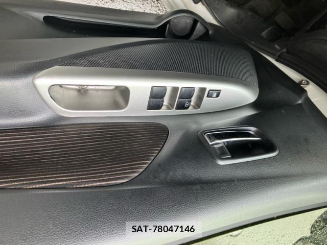 Nissan DAYZ 2014-01 8828654-11