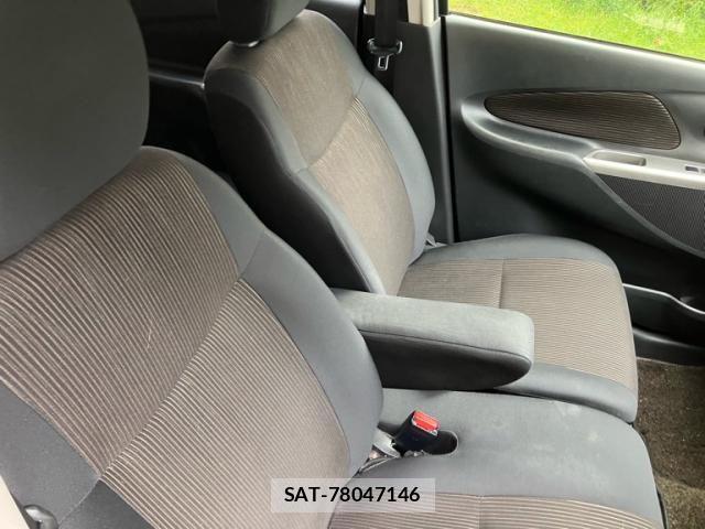 Nissan DAYZ 2014-01 8828654-15