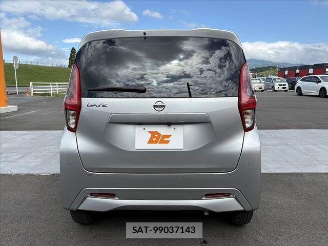 Nissan DAYZ 2022-02 8828624-13